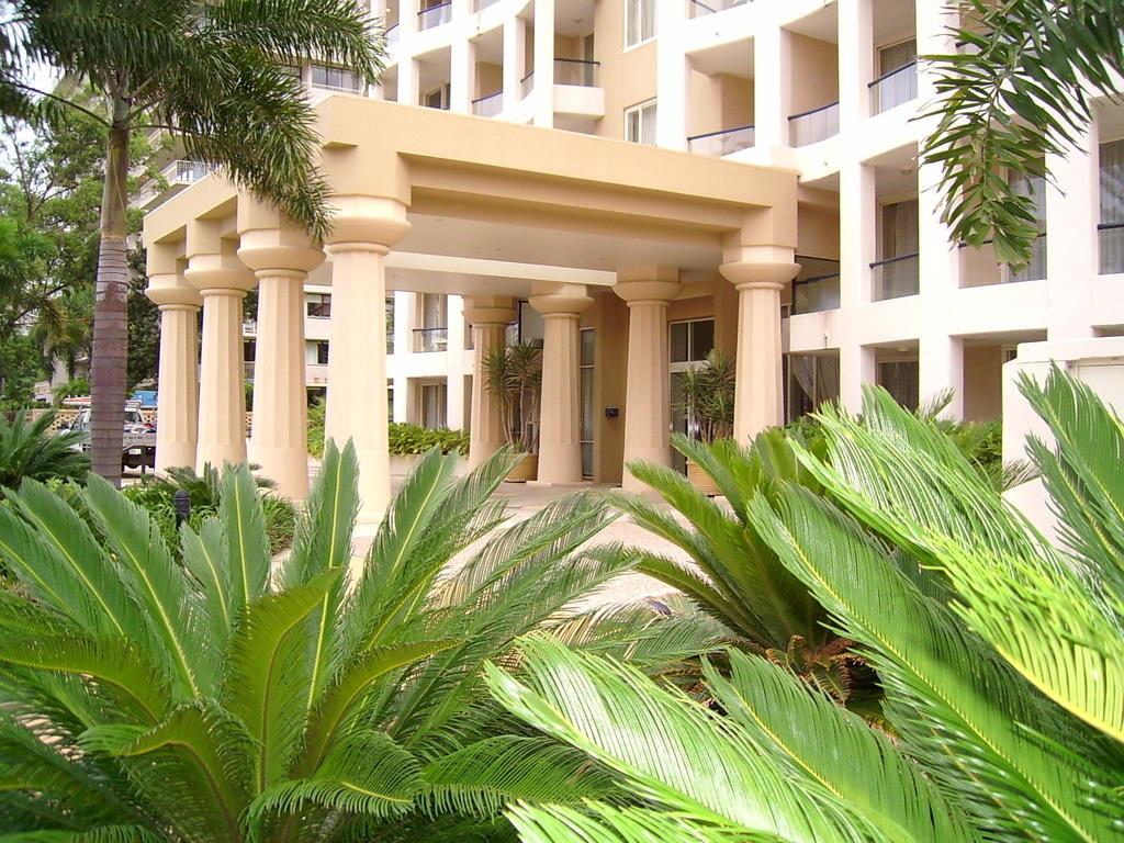 Aparthotel Palazzo Colonnades Gold Coast Exterior foto